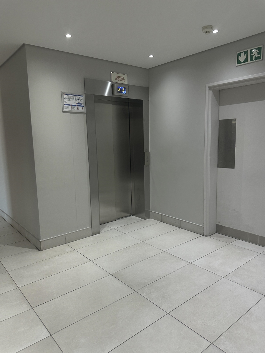 To Let commercial Property for Rent in Green Point Western Cape